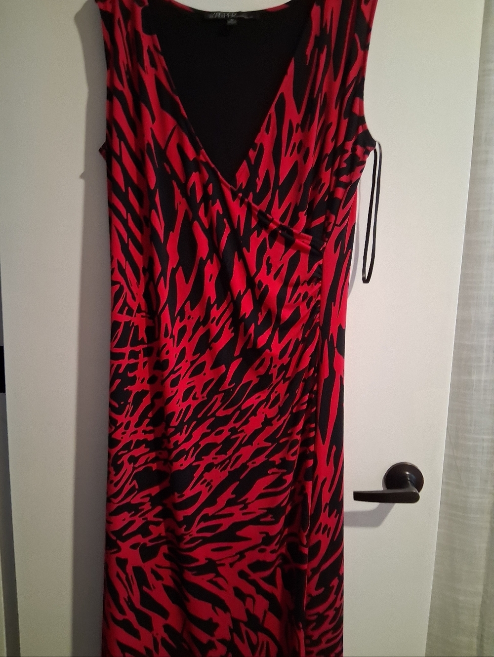 Kasper Sleeveless Hot Pink and Black Print Maxi Dress